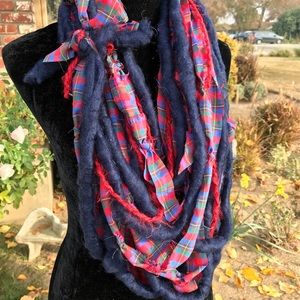 Multi textured knotted strands infinity chunky